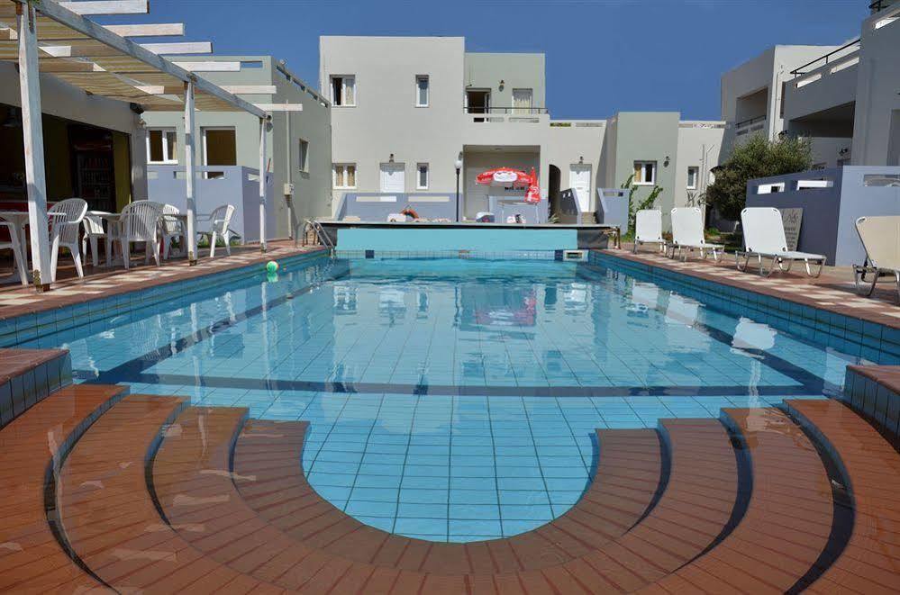 Golden Sun Boutique Aparthotel Mália Exterior foto